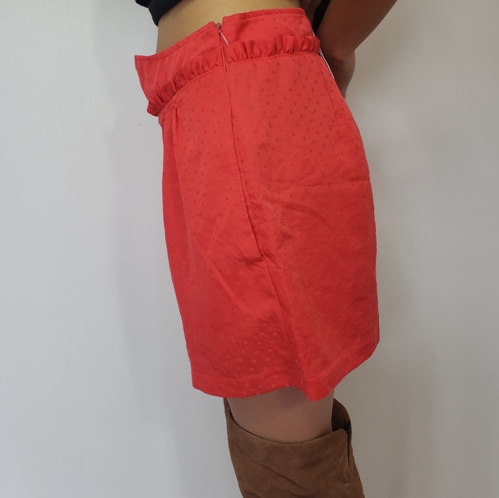 Shorts - Picture 2 of 4